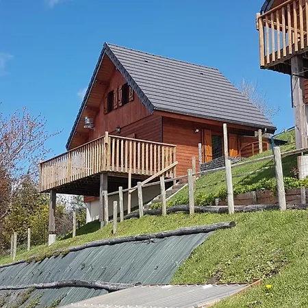Chalet Montagnard Perce Neige Avec Terrasse Plein Sud-5 Personnes Murat-le-Quaire Exterior photo