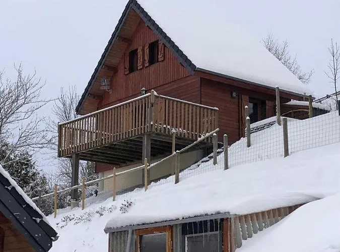 Chalet Montagnard Perce Neige Avec Terrasse Plein Sud-5 Personnes