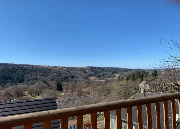 Chalet Montagnard Perce Neige Avec Terrasse Plein Sud-5 Personnes